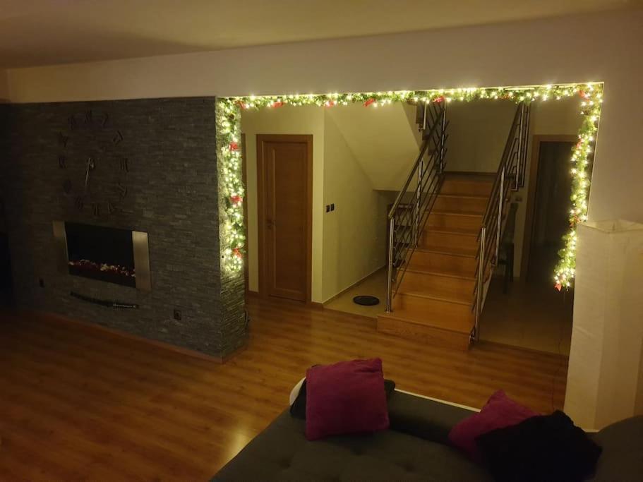 Mezonetovy Apartman V Centre Novej Dubnice Ilava エクステリア 写真