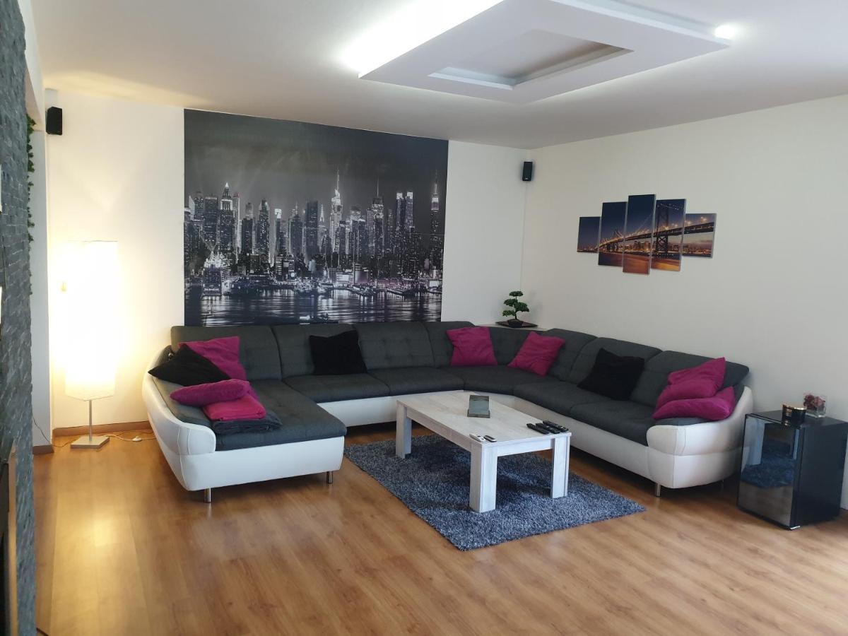 Mezonetovy Apartman V Centre Novej Dubnice Ilava エクステリア 写真